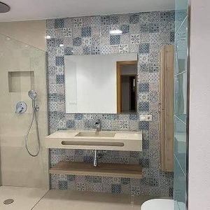 custom bathroom tile remodeling